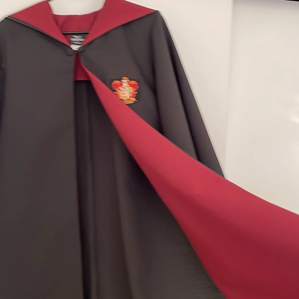 UNIVERSAL STUDIO DELUXE GRYFFINDOR YOUTH ROBE